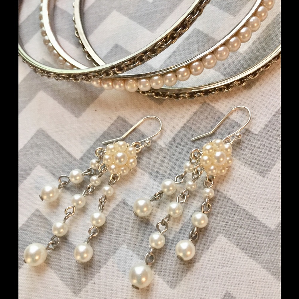 3 Bangle Bracelets silver/pearl, earrings!